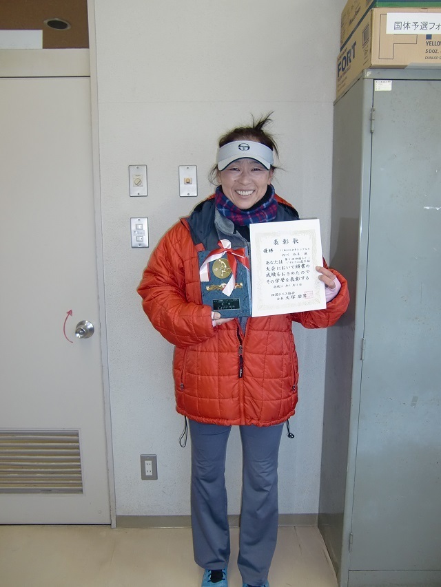 女55歳S優勝 粉川弘子.JPG