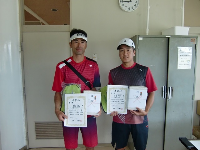 男子ベテラン優勝 荒岡・藤田.JPG